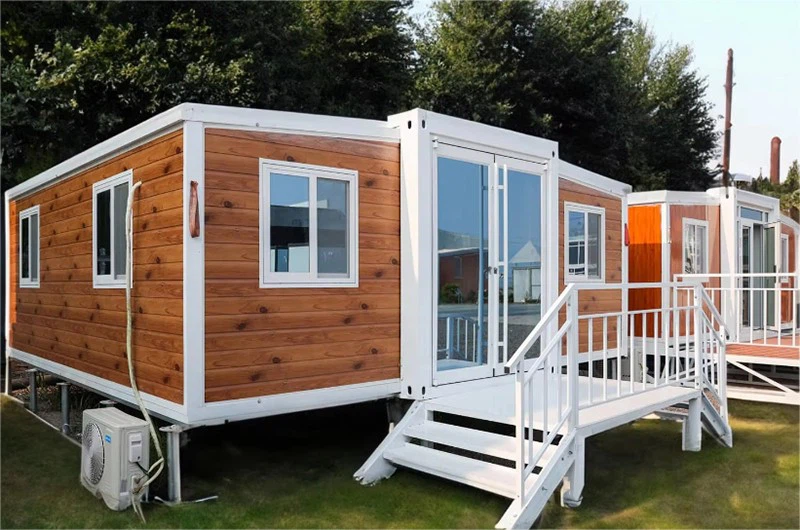 Casa modular con deck amplio